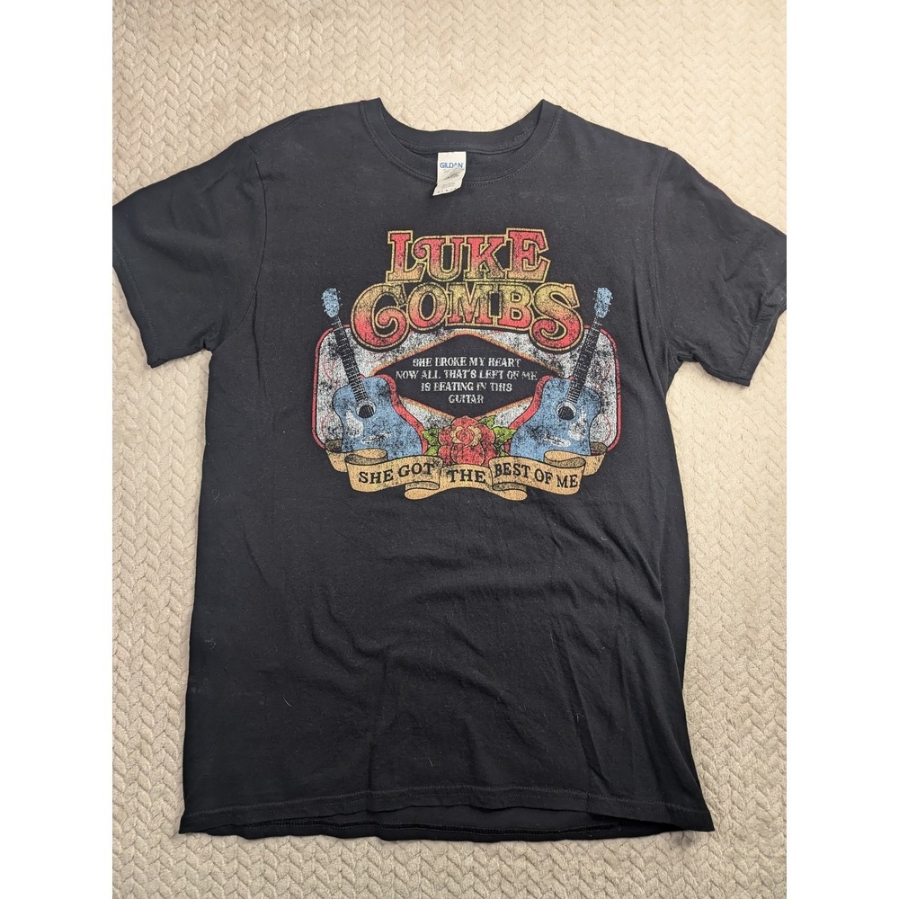 Luke Combs She Got The Best of Me Graphic T Shirt Gildan Black Medium